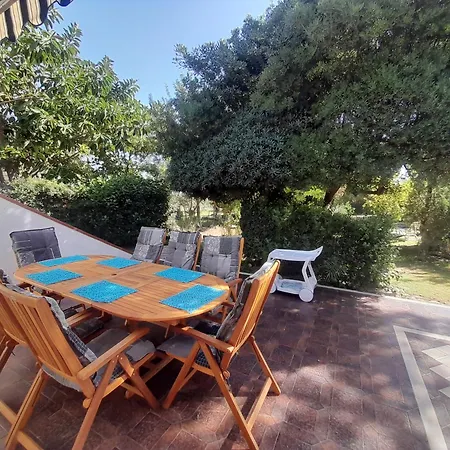 Nuova Valmar In Prima Fila Коста Рей